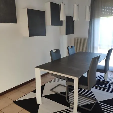 Bianco E Nero Casale sul Sile